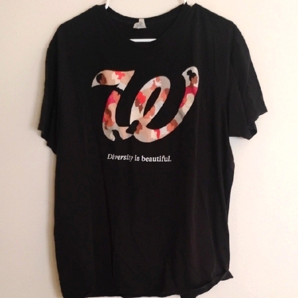 Black Walgreens Graphic Short Sleeve Tee - Picture 1 of 4